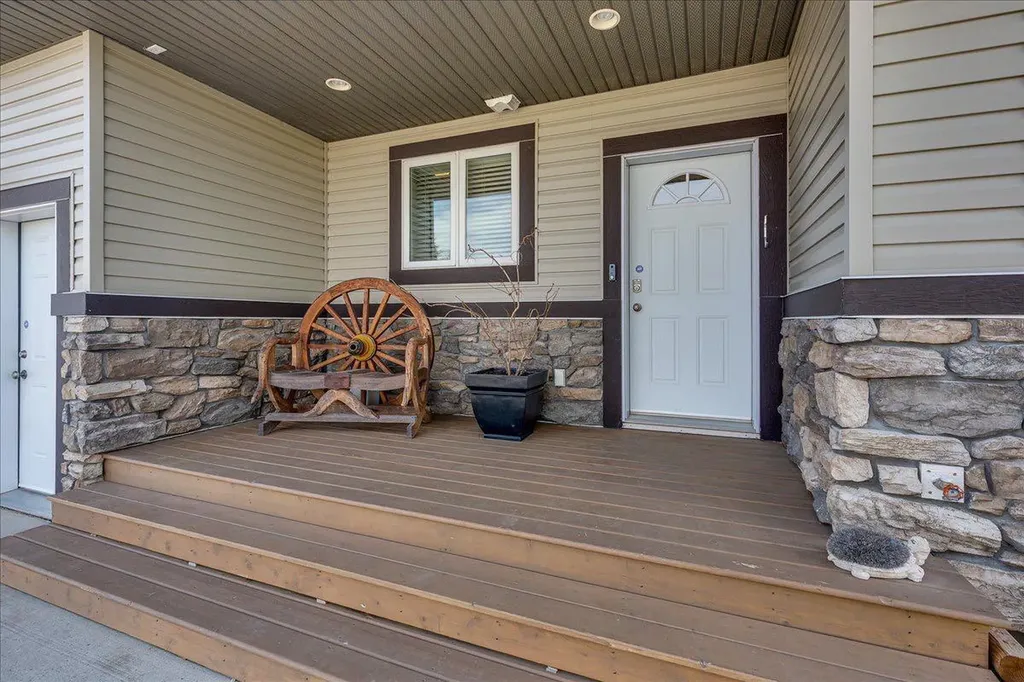 33550 Range Road 23 Rural Mountain View County AB T4H1P4
