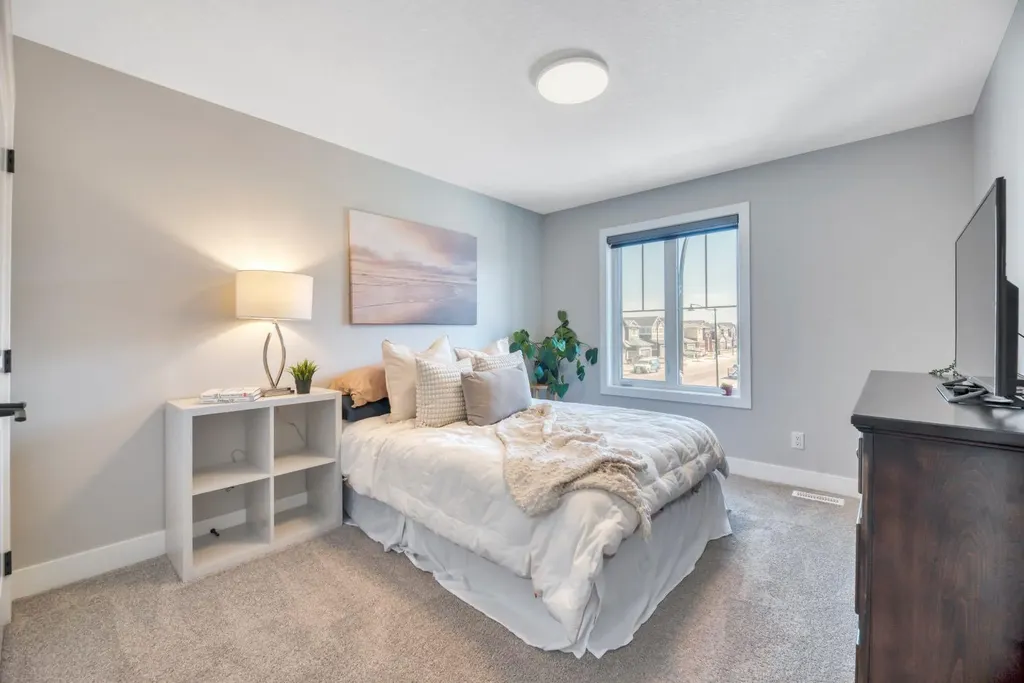 6 Legacy Woods Crescent SE Calgary AB T2X 2G5