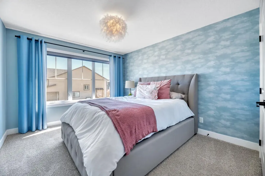 6 Legacy Woods Crescent SE Calgary AB T2X 2G5