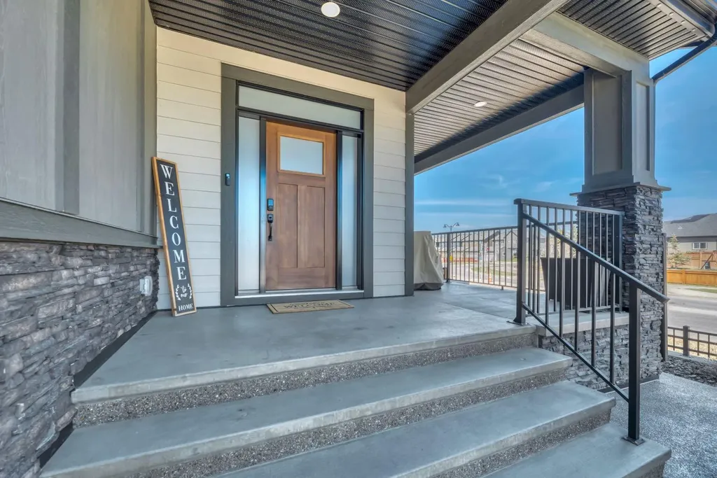 6 Legacy Woods Crescent SE Calgary AB T2X 2G5