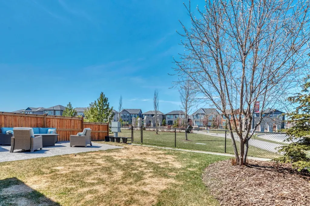 6 Legacy Woods Crescent SE Calgary AB T2X 2G5