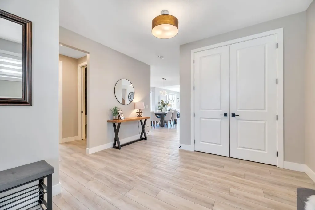 6 Legacy Woods Crescent SE Calgary AB T2X 2G5