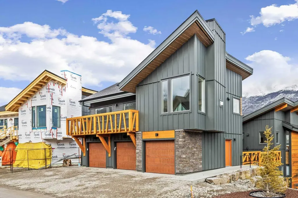209 Stewart Creek Rise Canmore AB T1W0N9