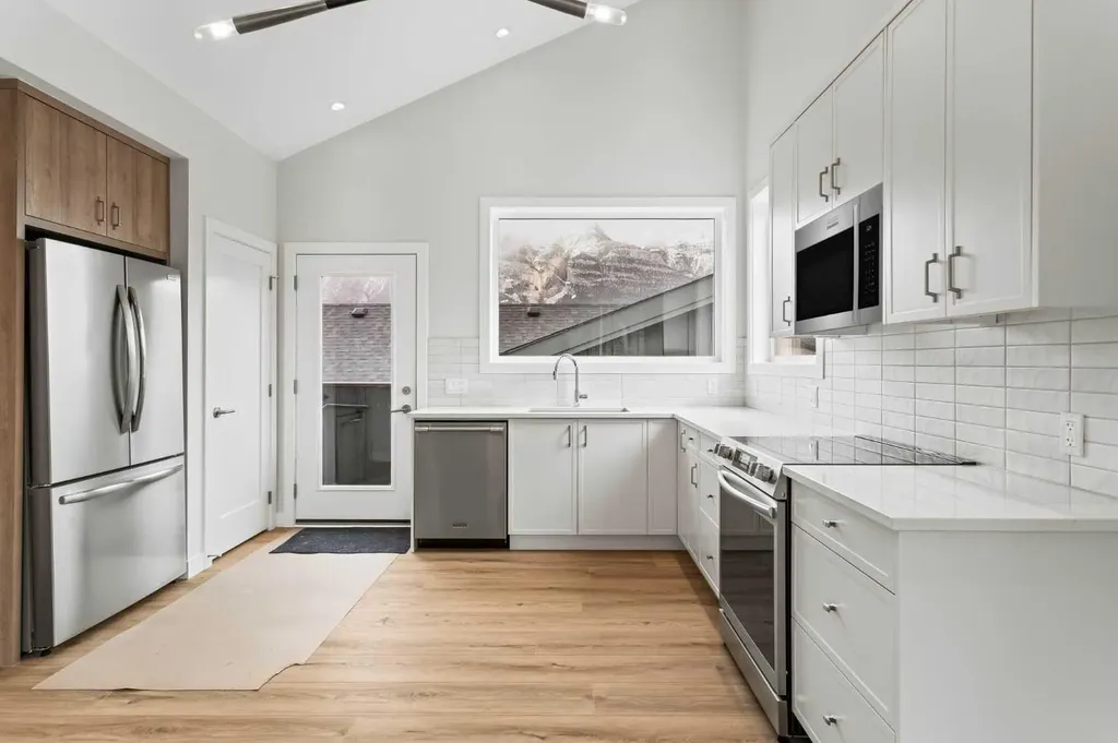 209 Stewart Creek Rise Canmore AB T1W0N9