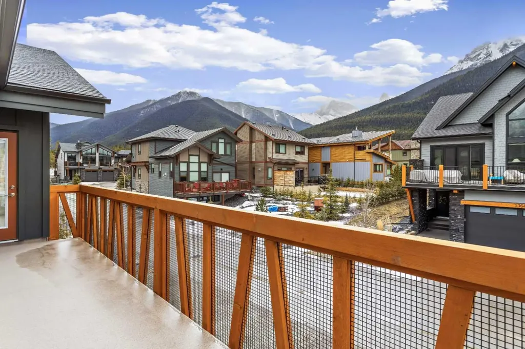 209 Stewart Creek Rise Canmore AB T1W0N9