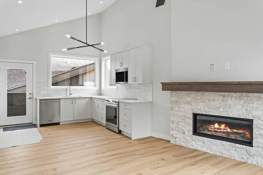 209 Stewart Creek Rise Canmore AB T1W0N9