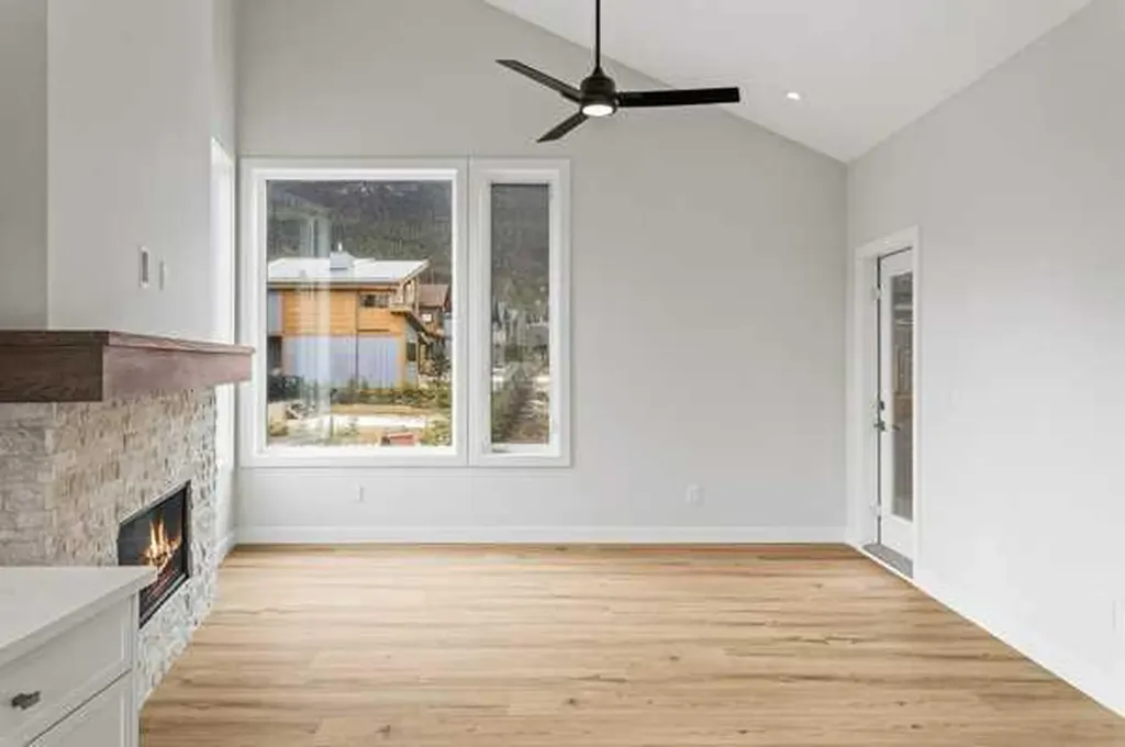 209 Stewart Creek Rise Canmore AB T1W0N9