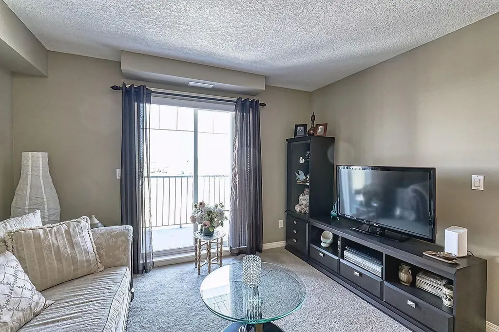 175 Panatella Hill NW Calgary AB T3K 0V9