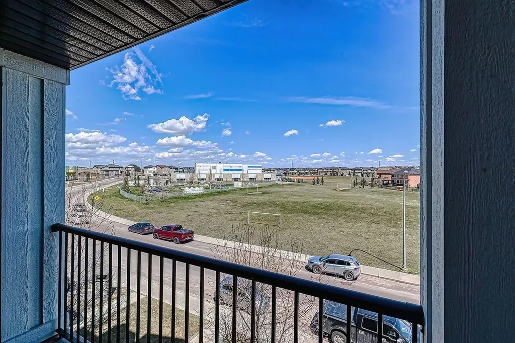 175 Panatella Hill NW Calgary AB T3K 0V9