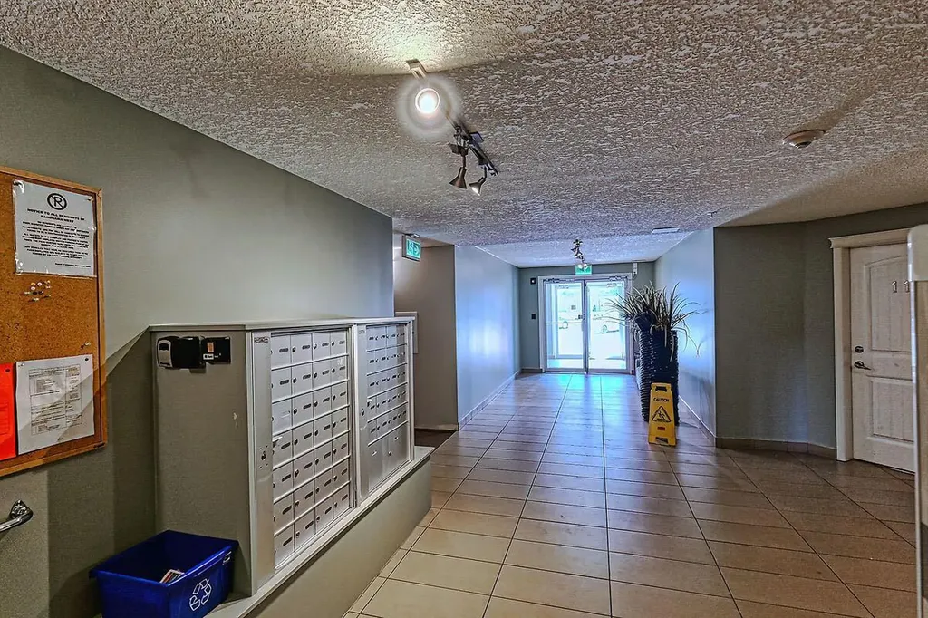 175 Panatella Hill NW Calgary AB T3K 0V9