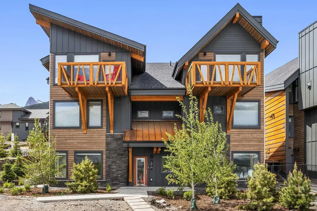 209 Stewart Creek Rise Canmore AB T1W0N9