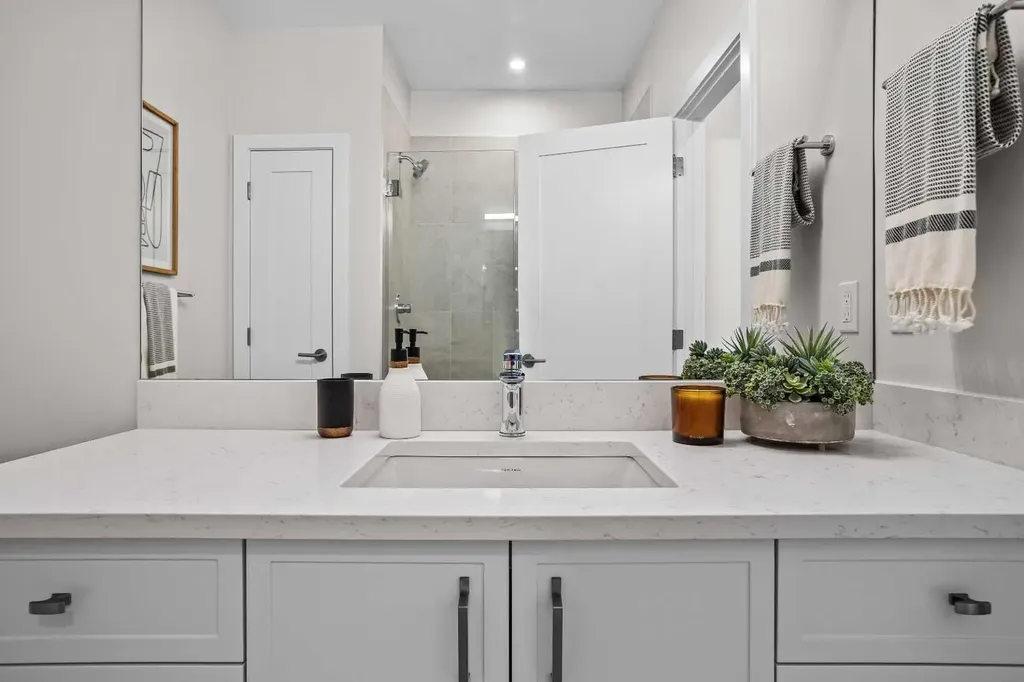 209 Stewart Creek Rise Canmore AB T1W0N9