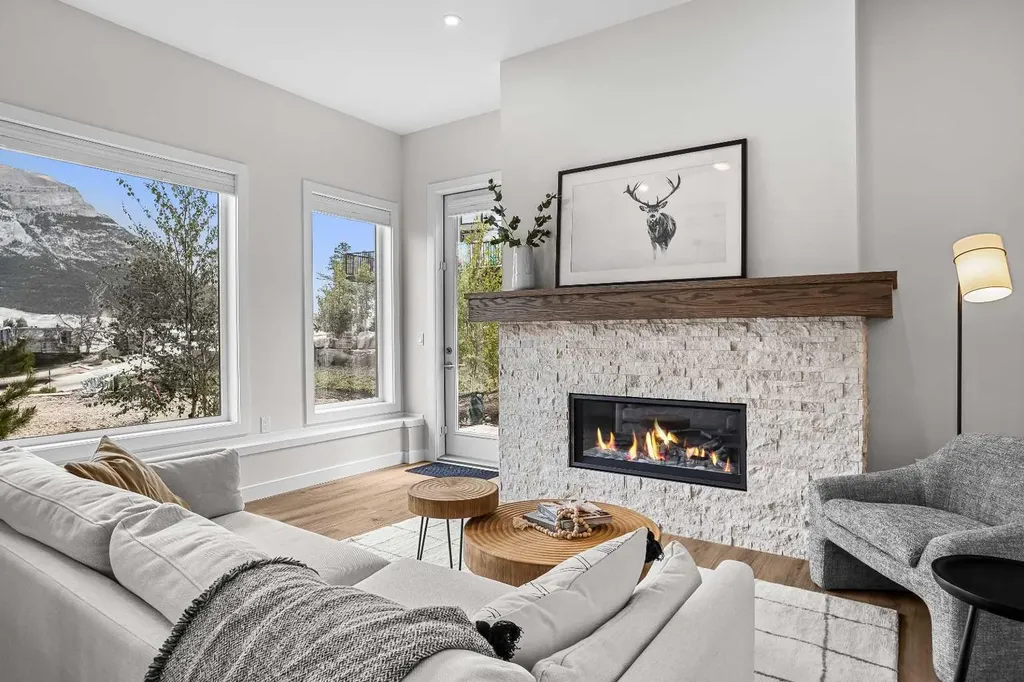 209 Stewart Creek Rise Canmore AB T1W0N9