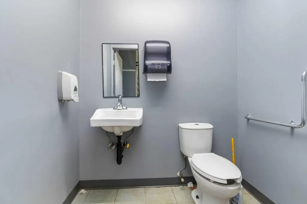 8102 Manning Avenue Fort Mcmurray AB T9H 1V7