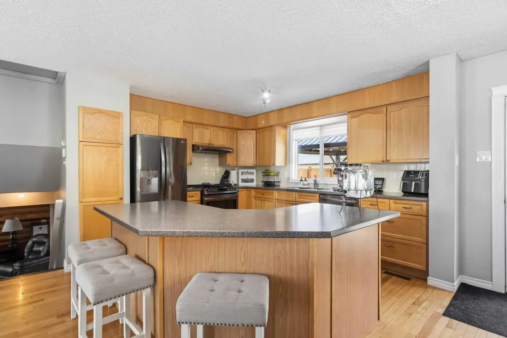 129 Duncan Drive Fort Mcmurray AB T9K 1C1