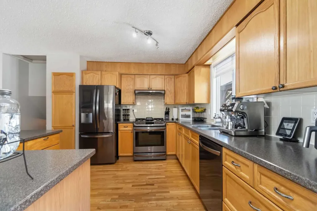129 Duncan Drive Fort Mcmurray AB T9K 1C1