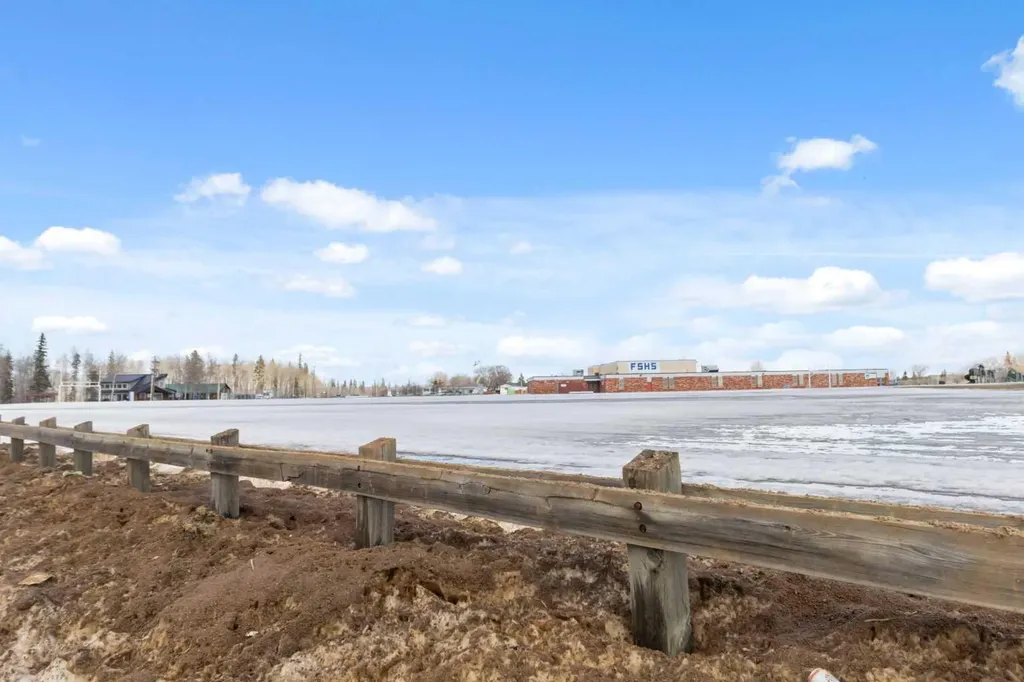 129 Duncan Drive Fort Mcmurray AB T9K 1C1