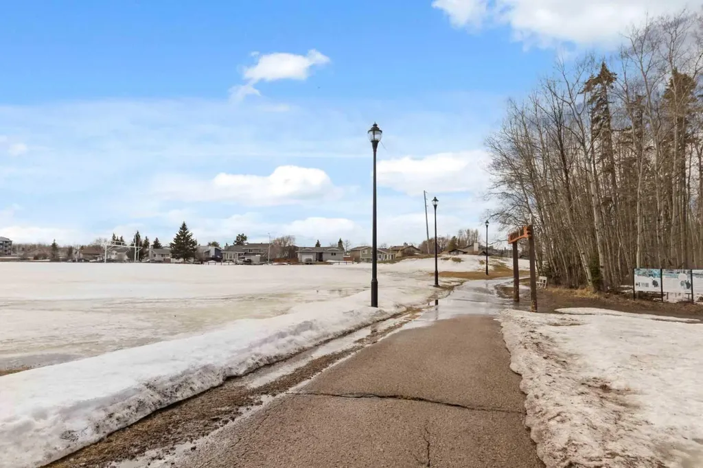 129 Duncan Drive Fort Mcmurray AB T9K 1C1