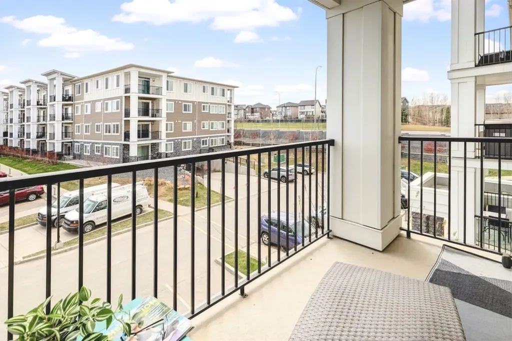 450 Sage Valley Drive NW Calgary AB T3R0V5