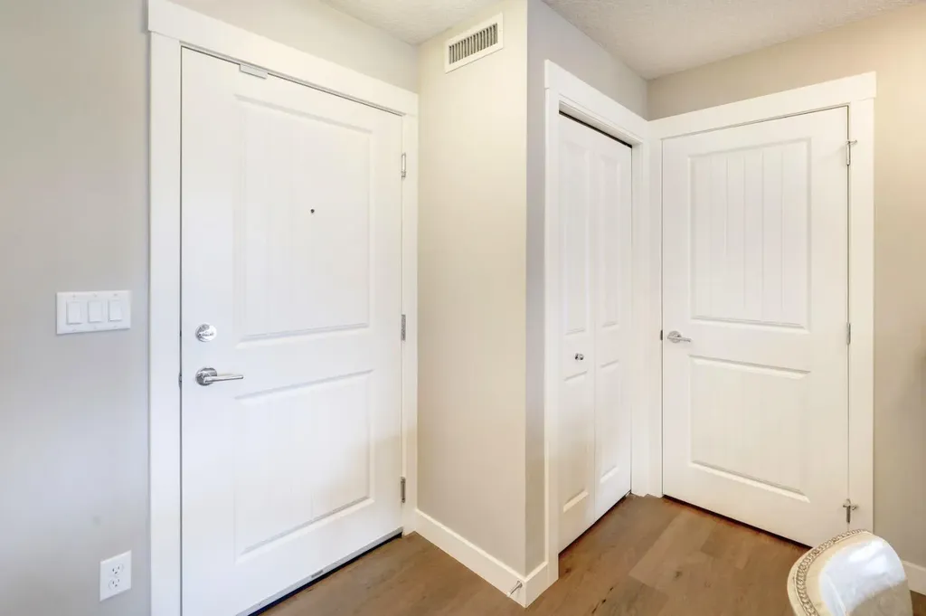 450 Sage Valley Drive NW Calgary AB T3R0V5