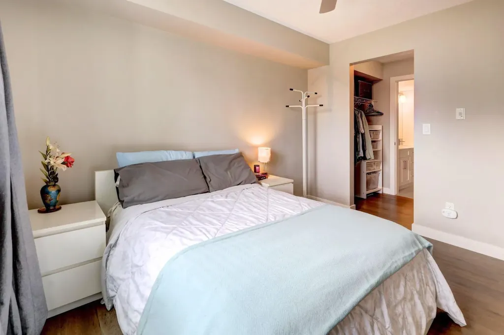 450 Sage Valley Drive NW Calgary AB T3R0V5