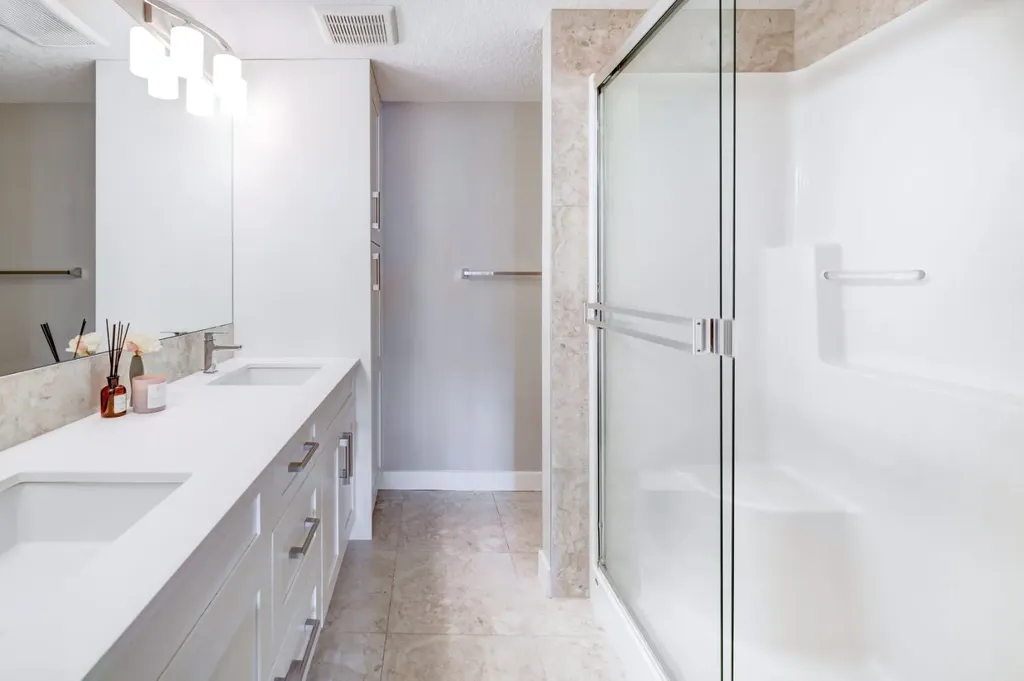 450 Sage Valley Drive NW Calgary AB T3R0V5