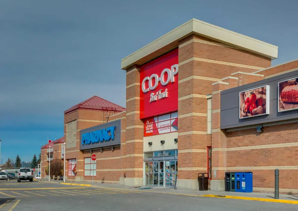 250 Shawville Boulevard SE Calgary AB T2Y 2Z7