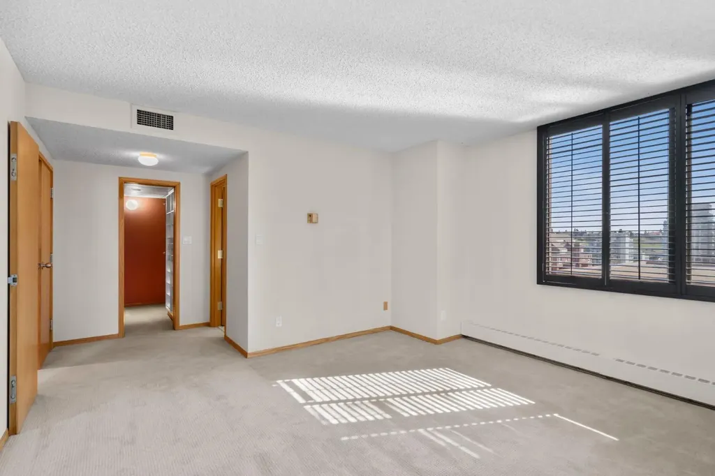 500 Eau Claire Avenue SW Calgary AB T2P 3R8