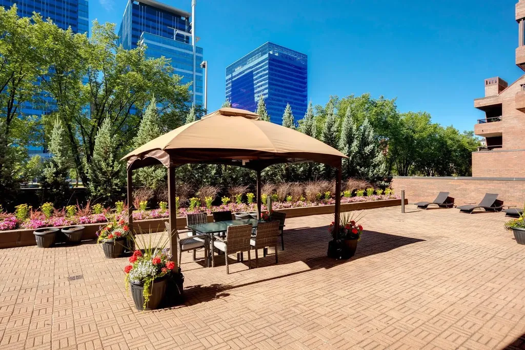 500 Eau Claire Avenue SW Calgary AB T2P 3R8