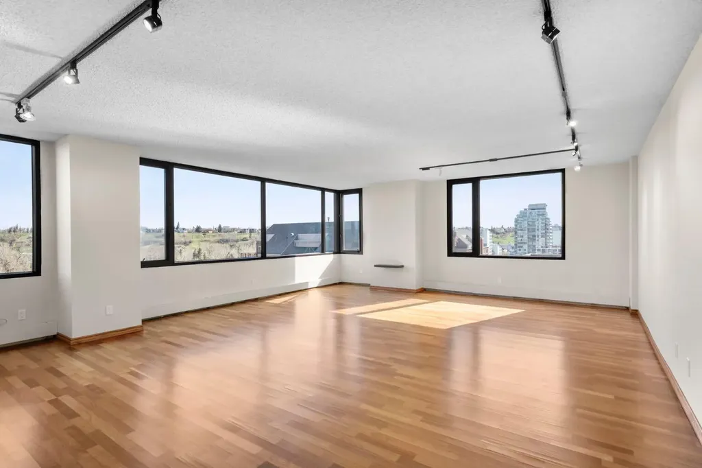 500 Eau Claire Avenue SW Calgary AB T2P 3R8
