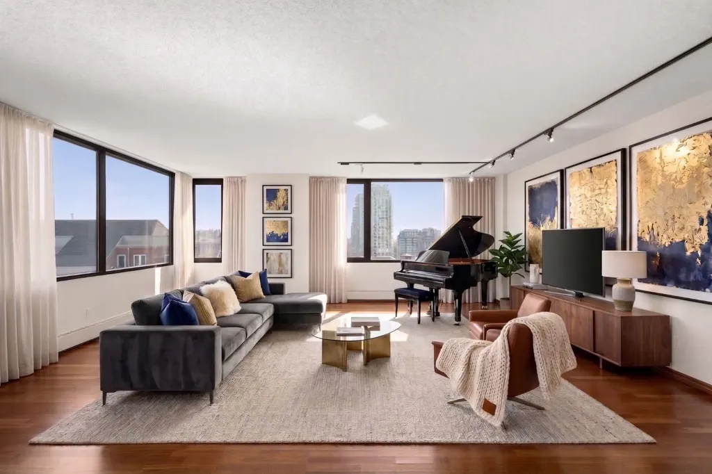 500 Eau Claire Avenue SW Calgary AB T2P 3R8