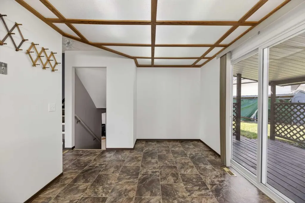 11 Westhill Crescent Didsbury AB T0M 0W0