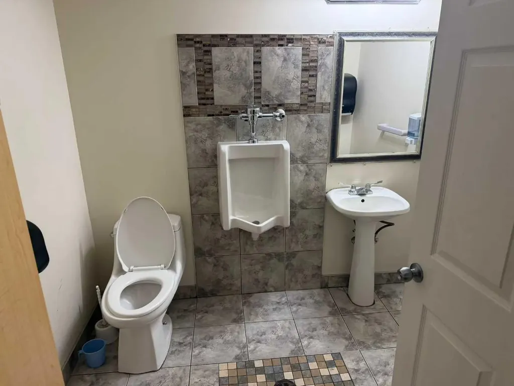 4656 Westwinds Drive NE Calgary AB T3J 3Z5