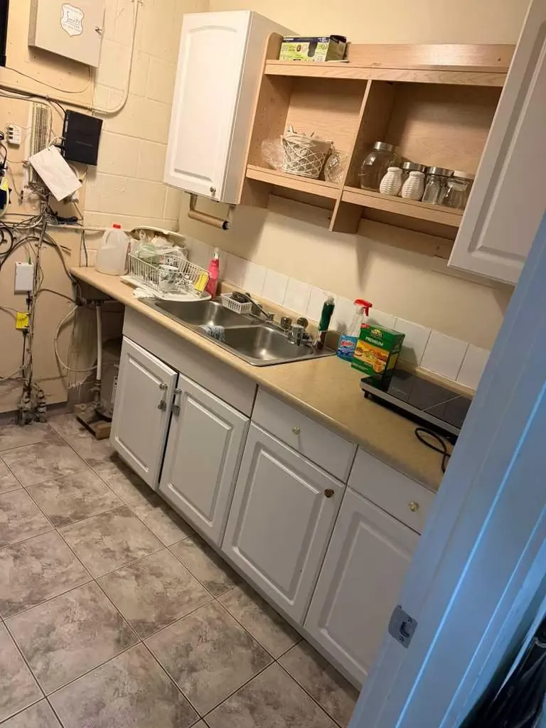 4656 Westwinds Drive NE Calgary AB T3J 3Z5