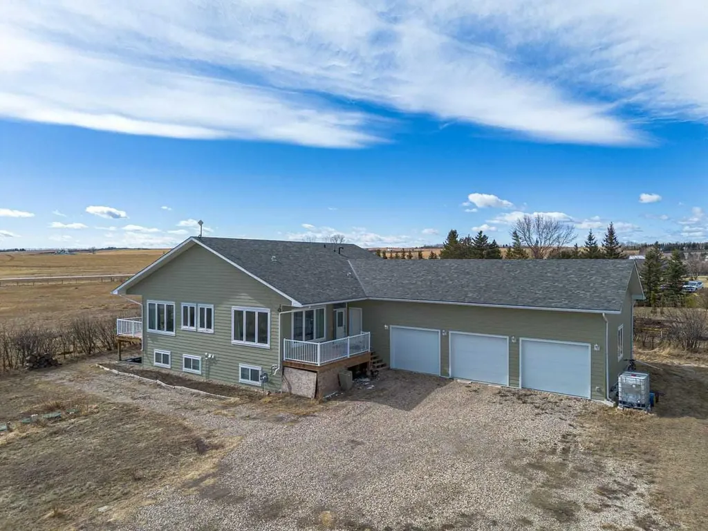 272017 Range Road 282 Rural Rocky View County AB T0M 0E0