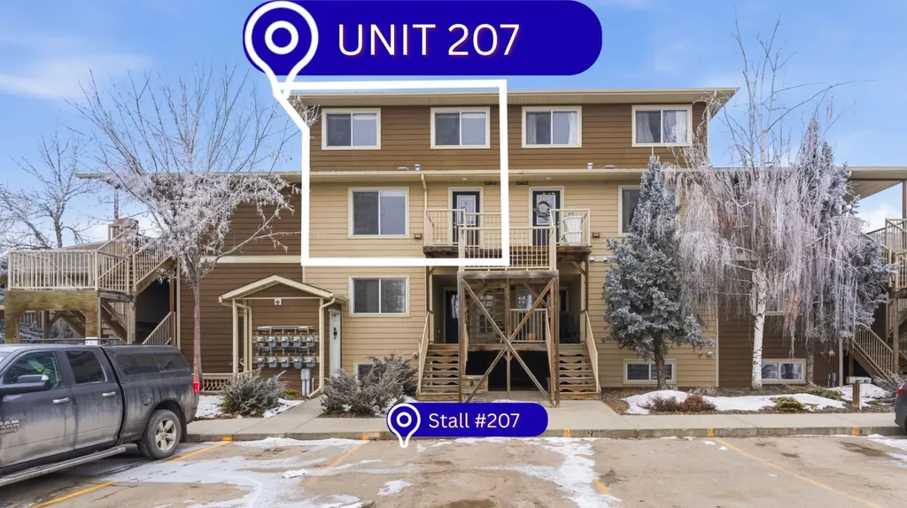 323 Fourth Avenue Strathmore AB T1P 1B5