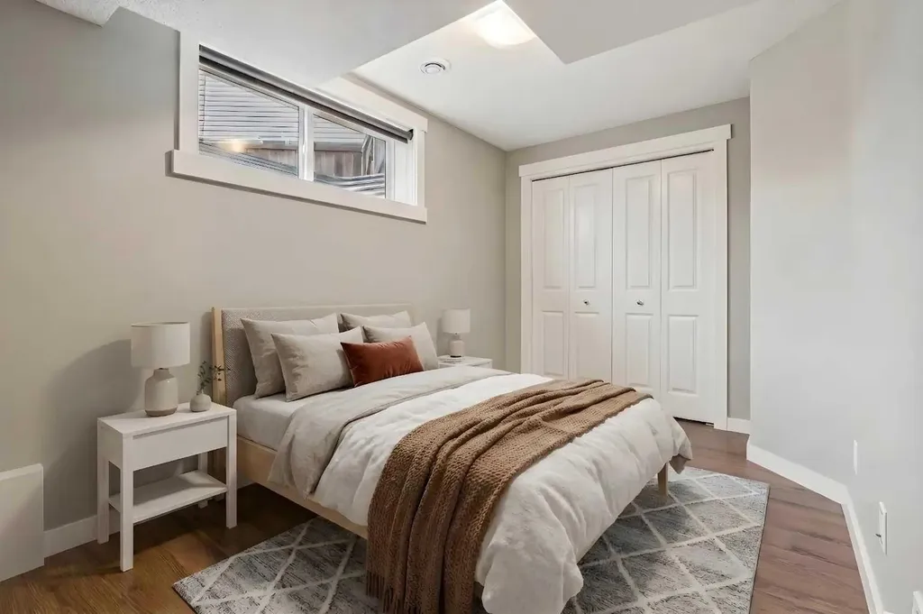 327 Panamount Point NW Calgary AB T3K 0H6