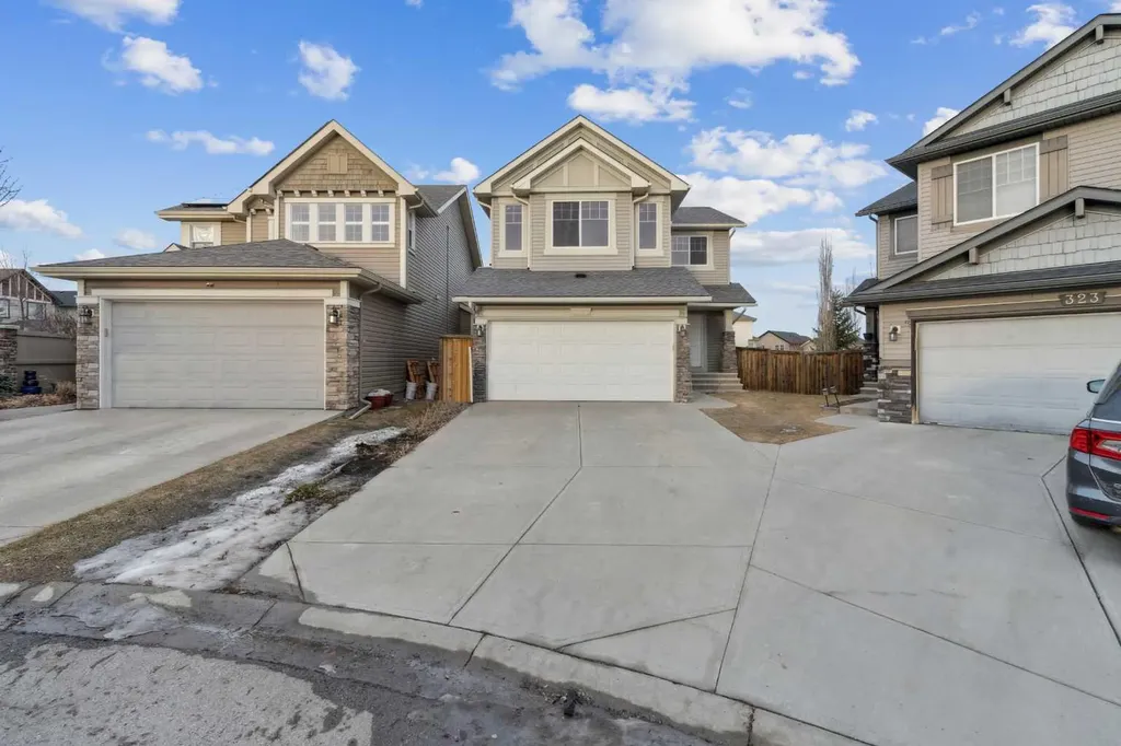 327 Panamount Point NW Calgary AB T3K 0H6