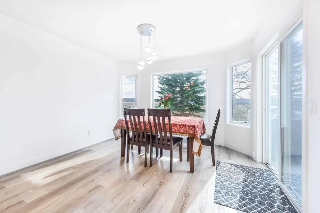 230 Sierra Nevada Place SW Calgary AB T3H 3M9