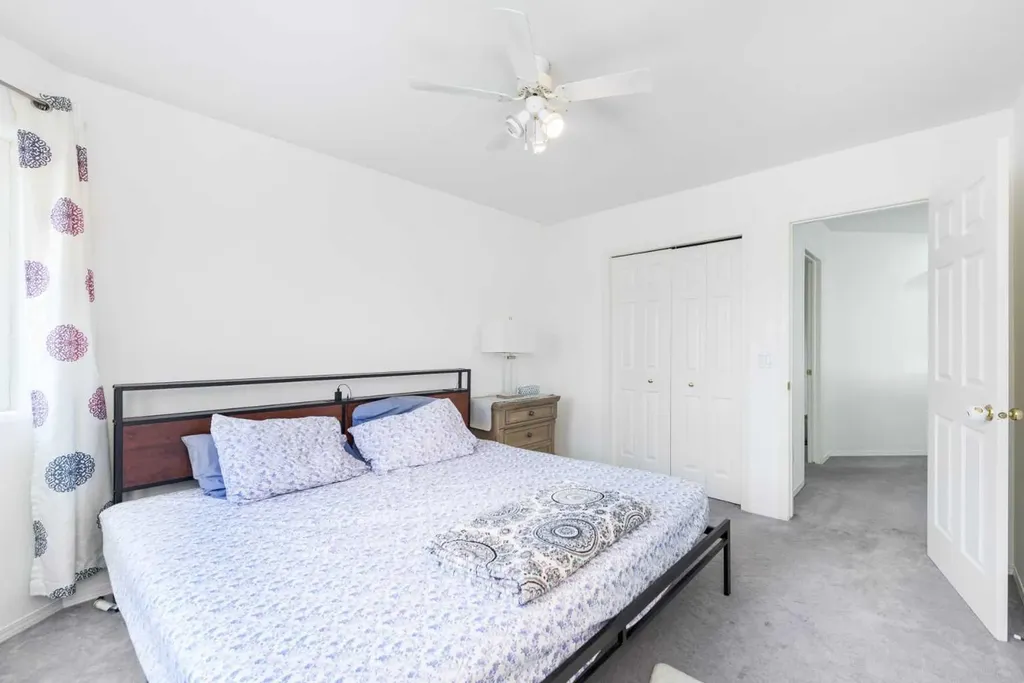 230 Sierra Nevada Place SW Calgary AB T3H 3M9