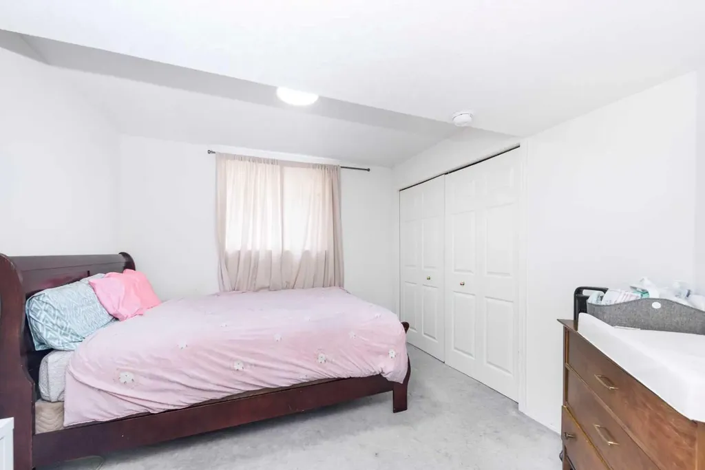 230 Sierra Nevada Place SW Calgary AB T3H 3M9