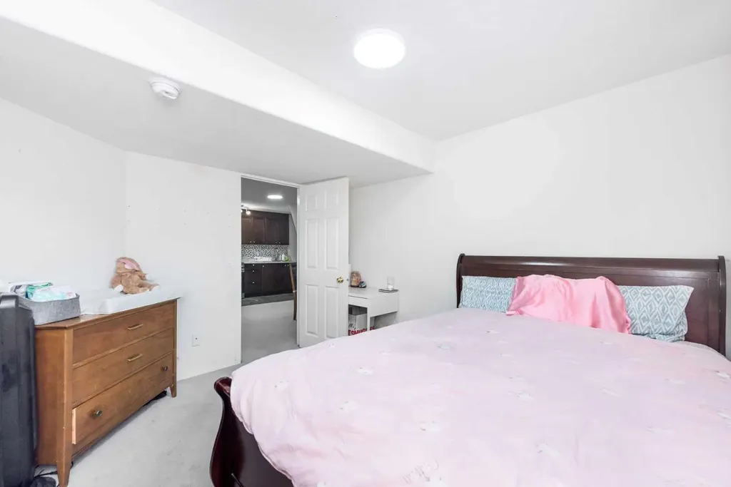 230 Sierra Nevada Place SW Calgary AB T3H 3M9