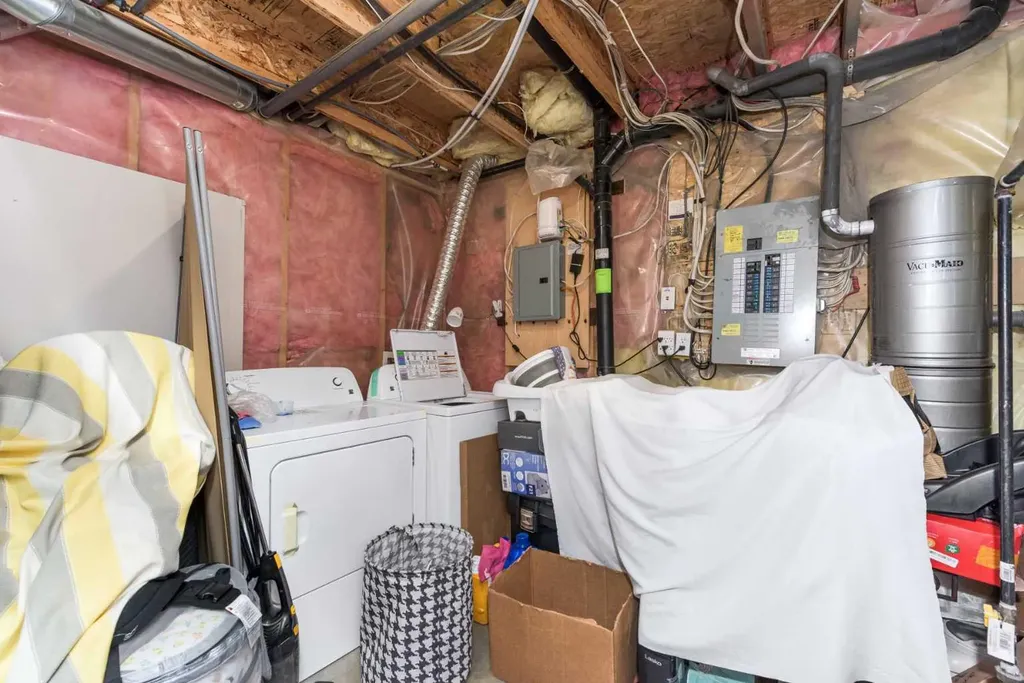230 Sierra Nevada Place SW Calgary AB T3H 3M9