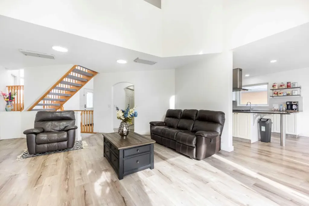 230 Sierra Nevada Place SW Calgary AB T3H 3M9
