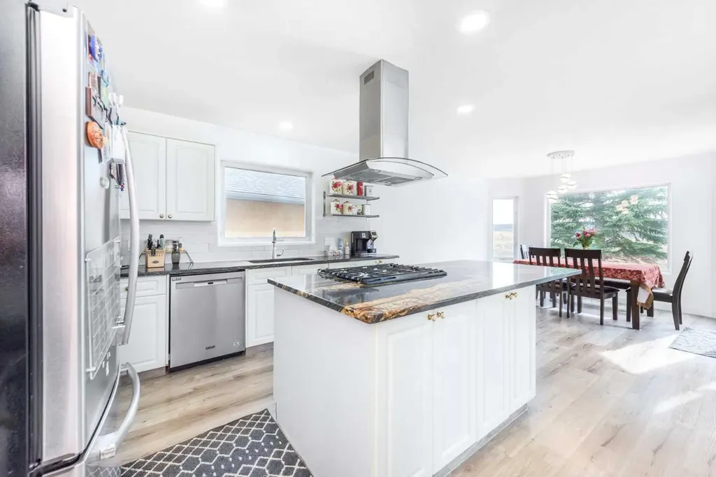 230 Sierra Nevada Place SW Calgary AB T3H 3M9