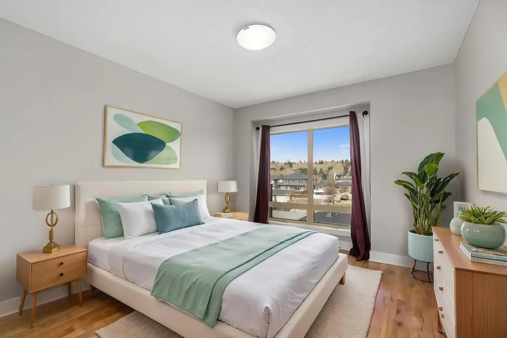 1899 45 Street NW Calgary AB T3B 0B2