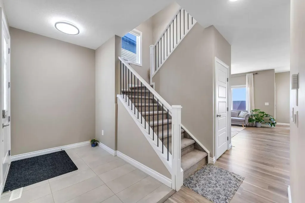 521 Corner Meadows Way NE Calgary AB T3N 2C9