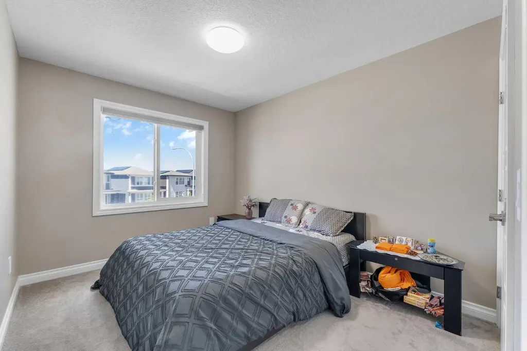 521 Corner Meadows Way NE Calgary AB T3N 2C9