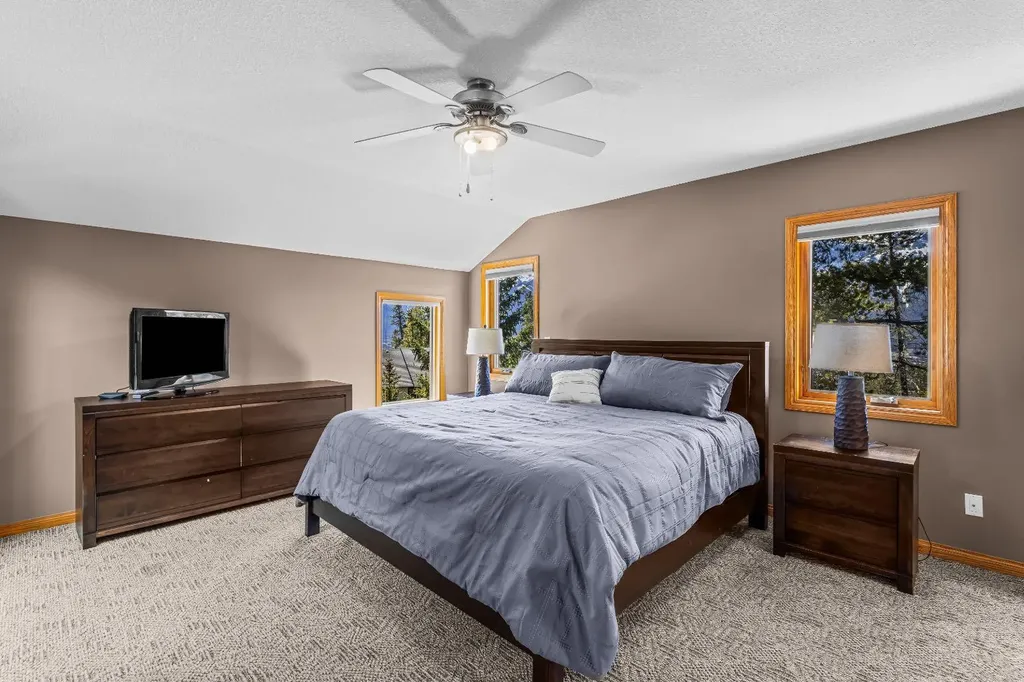 389 Eagle Heights Canmore AB T1W 3C9