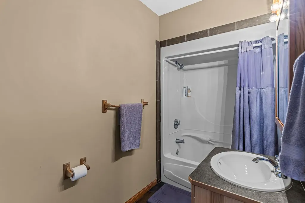 389 Eagle Heights Canmore AB T1W 3C9